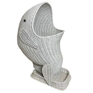 Vintage WICKER WHALE Sea Ocean BASKET Toy TOWEL  Hamper MID CENTURY Rattan White